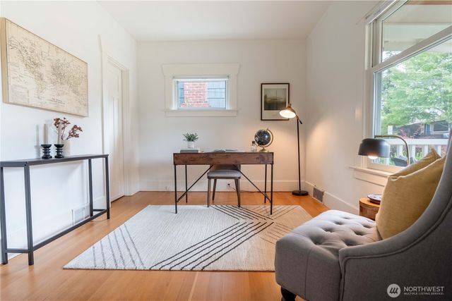 7531 25th Avenue NW, Seattle, WA 98117