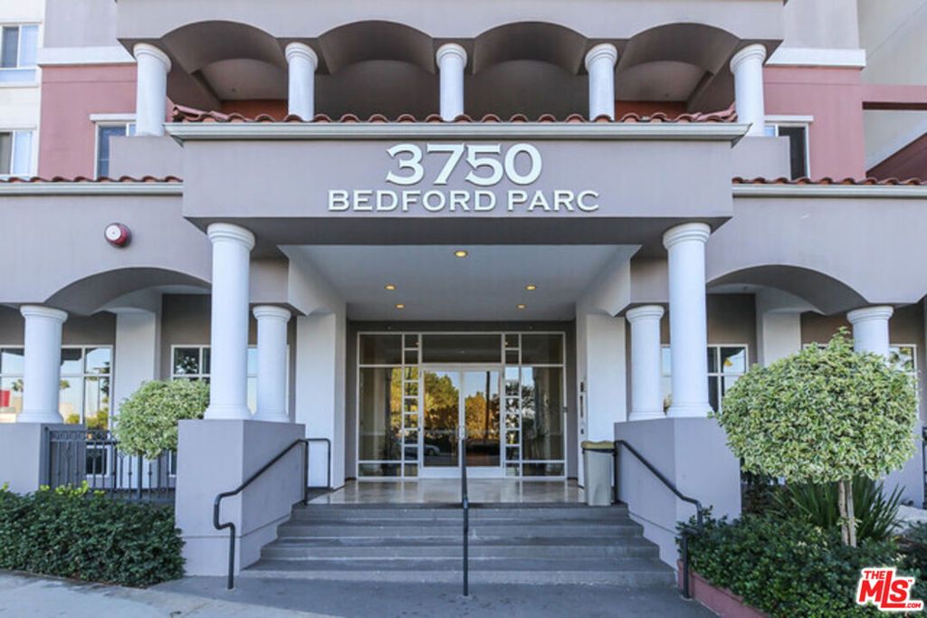 3750 Santa Rosalia Drive 410, Los Angeles, CA 90008