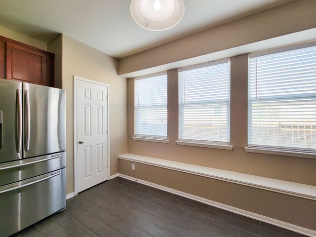 805 Arlington Pointe Drive, League City, TX 77573