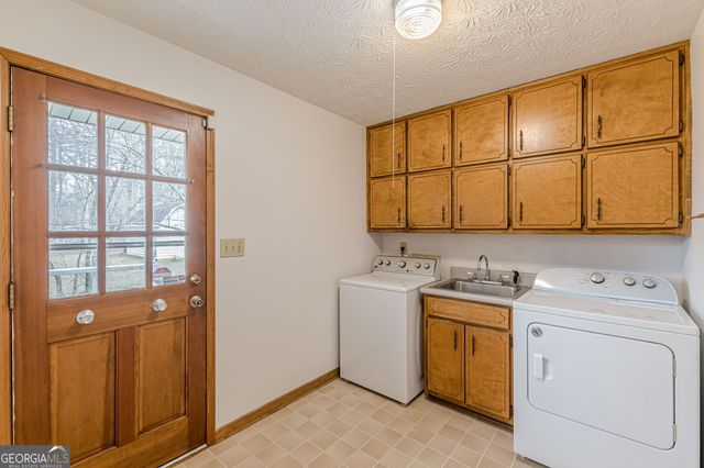 9996 Walden Drive, Jonesboro, GA 30238