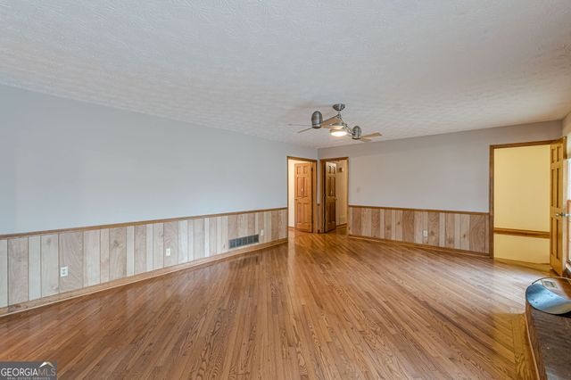 9996 Walden Drive, Jonesboro, GA 30238