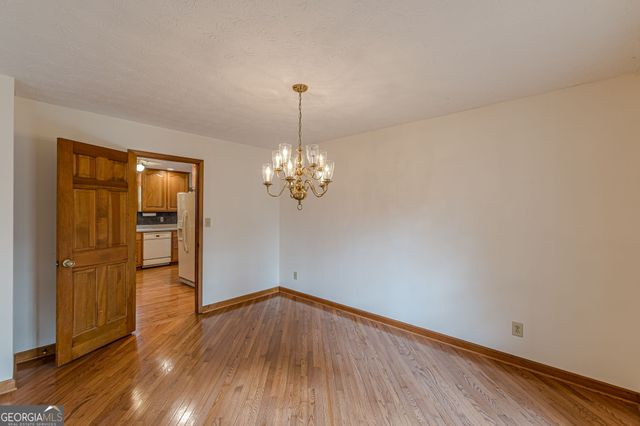 9996 Walden Drive, Jonesboro, GA 30238