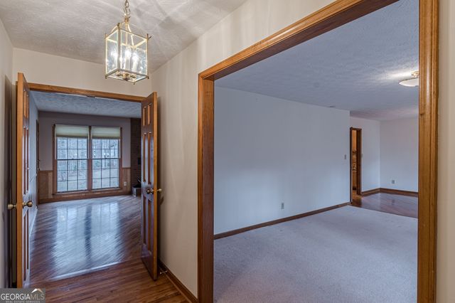 9996 Walden Drive, Jonesboro, GA 30238