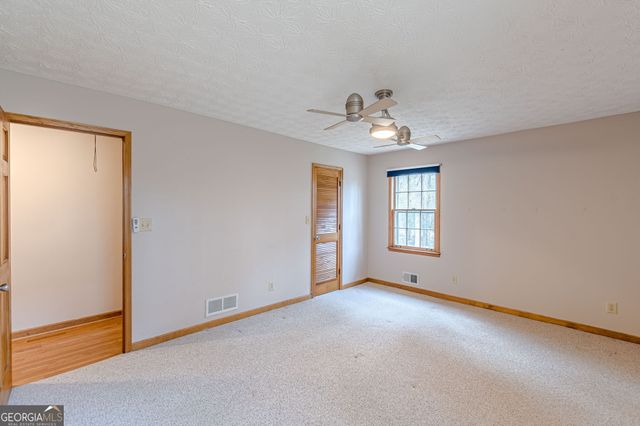 9996 Walden Drive, Jonesboro, GA 30238