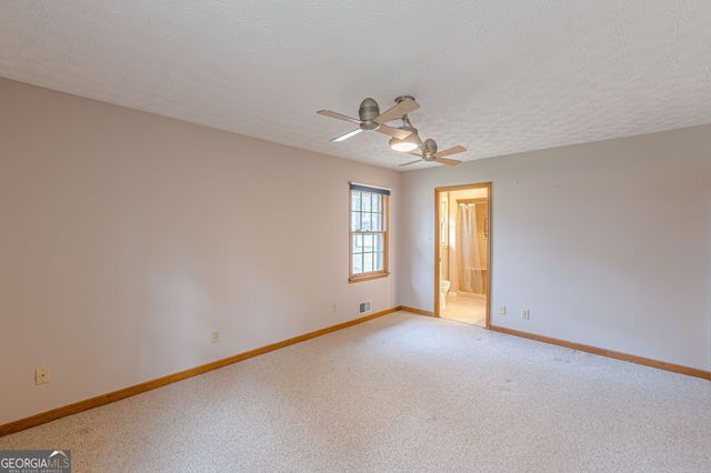 9996 Walden Drive, Jonesboro, GA 30238