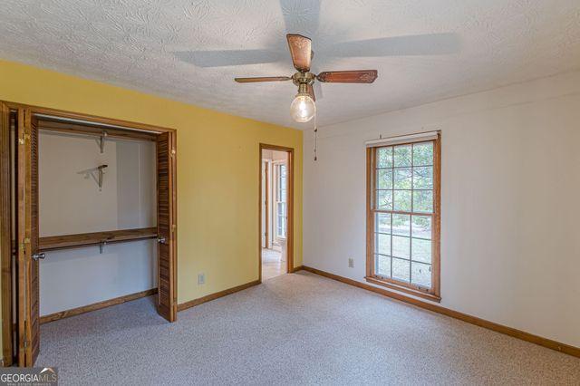 9996 Walden Drive, Jonesboro, GA 30238