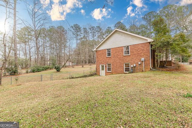 9996 Walden Drive, Jonesboro, GA 30238