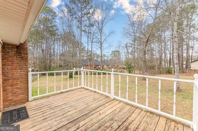 9996 Walden Drive, Jonesboro, GA 30238