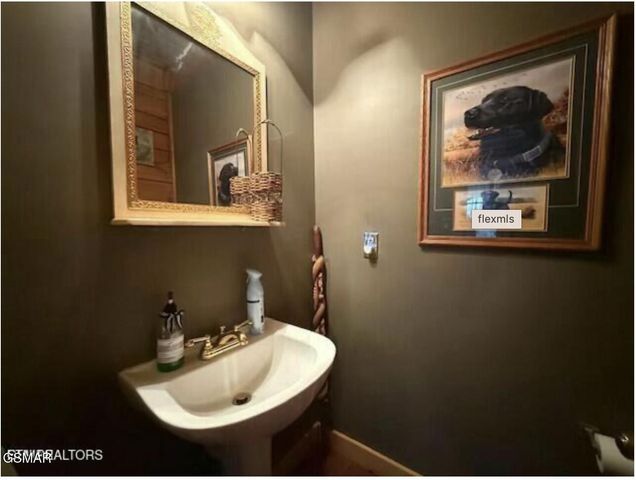 440 Deer Path Lane, Gatlinburg, TN 37738