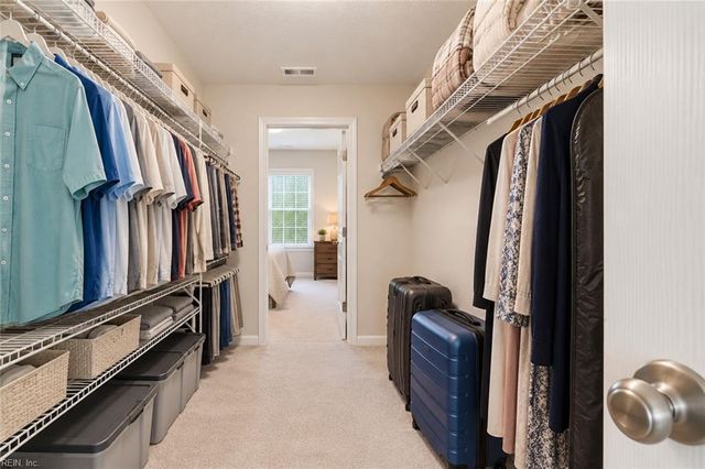 232 Wellington Cir, Smithfield, VA 23430