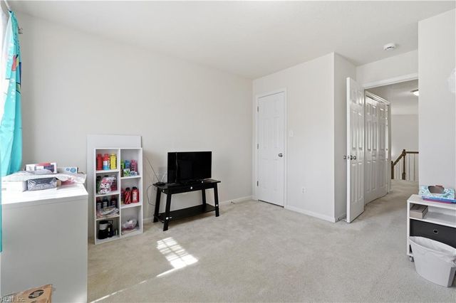 232 Wellington Cir, Smithfield, VA 23430