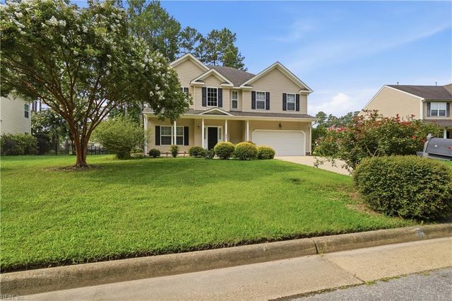 232 Wellington Cir, Smithfield, VA 23430