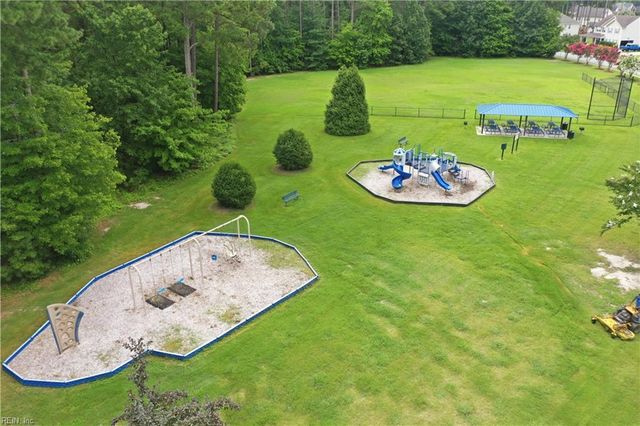 232 Wellington Cir, Smithfield, VA 23430