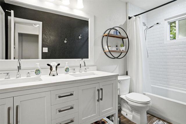 2409 Whitewood Drive, Dallas, TX 75233