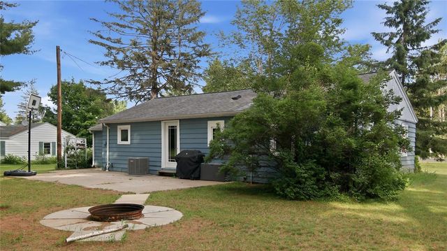 10480 County Highway X, Chippewa Falls, WI 54729
