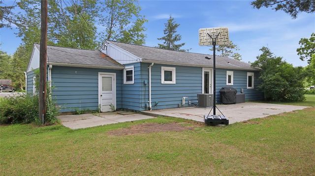 10480 County Highway X, Chippewa Falls, WI 54729