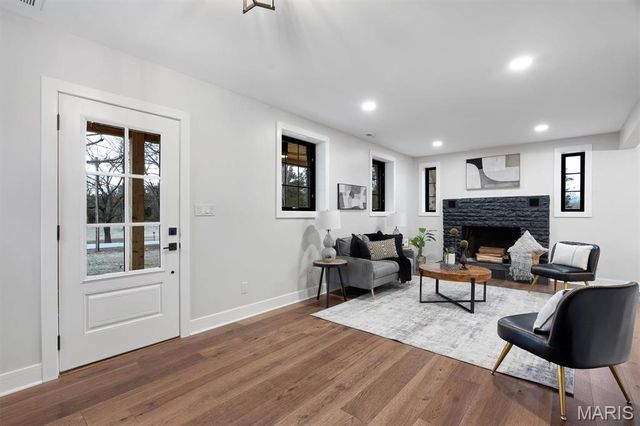 18531 S Fox Creek Lane, Pacific, MO 63069