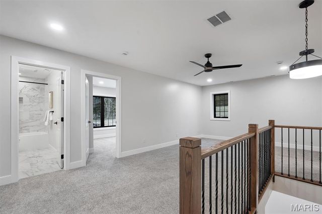 18531 S Fox Creek Lane, Pacific, MO 63069