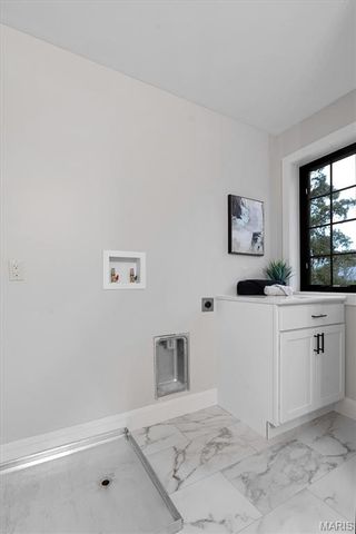 18531 S Fox Creek Lane, Pacific, MO 63069