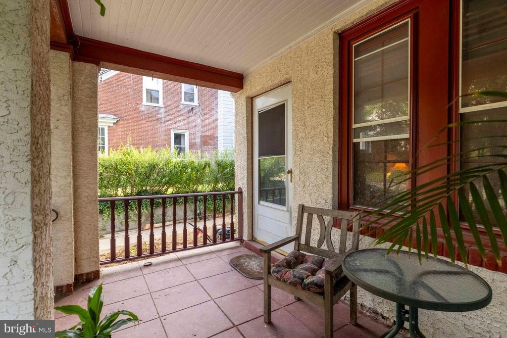 643 W KINGSLEY ST, PHILADELPHIA, PA 19144 — photo 2