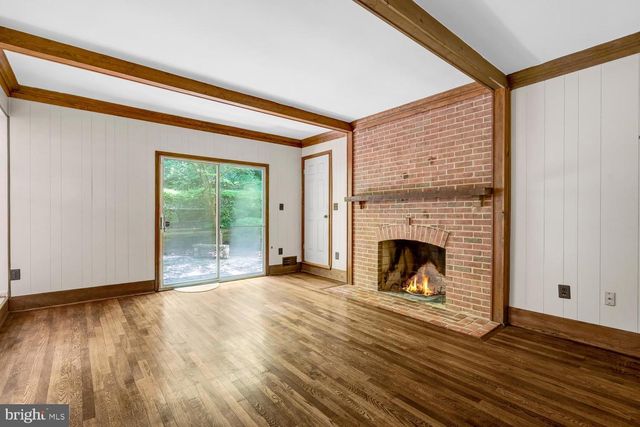 2008 MASON HILL DR, Alexandria, VA 22307