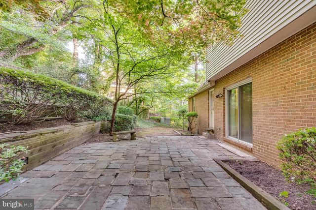2008 MASON HILL DR, Alexandria, VA 22307