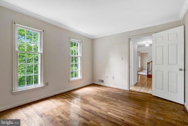 2008 MASON HILL DR, Alexandria, VA 22307