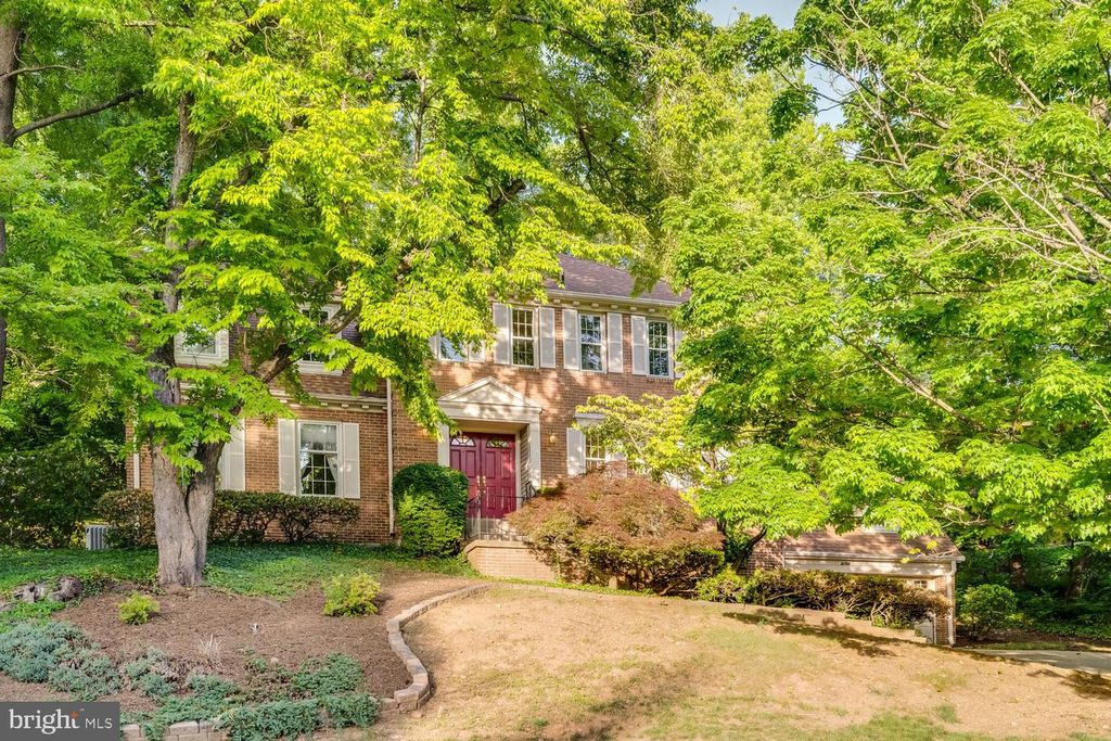 2008 MASON HILL DR, Alexandria, VA 22307
