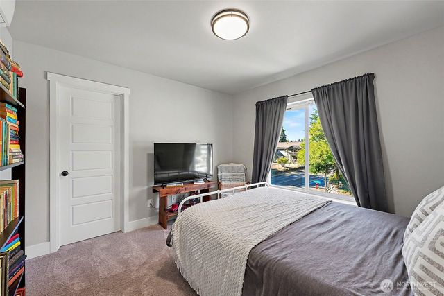 324 123rd Street S, Tacoma, WA 98444