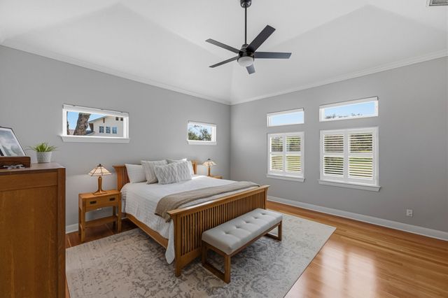 214 Trailmaster CIR, Driftwood, TX 78619