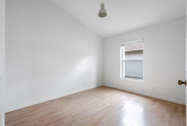 1975 Oak Berry Circle, Wellington, FL 33414