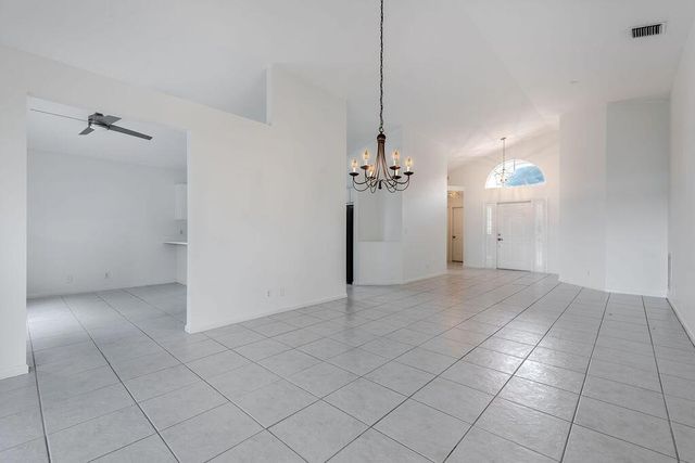 1975 Oak Berry Circle, Wellington, FL 33414