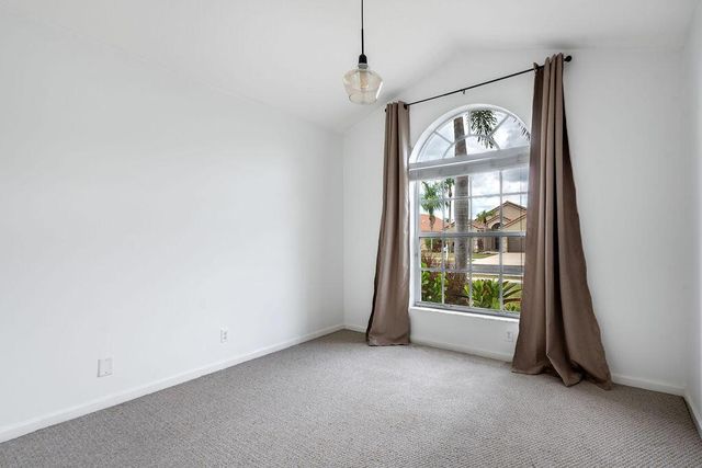 1975 Oak Berry Circle, Wellington, FL 33414