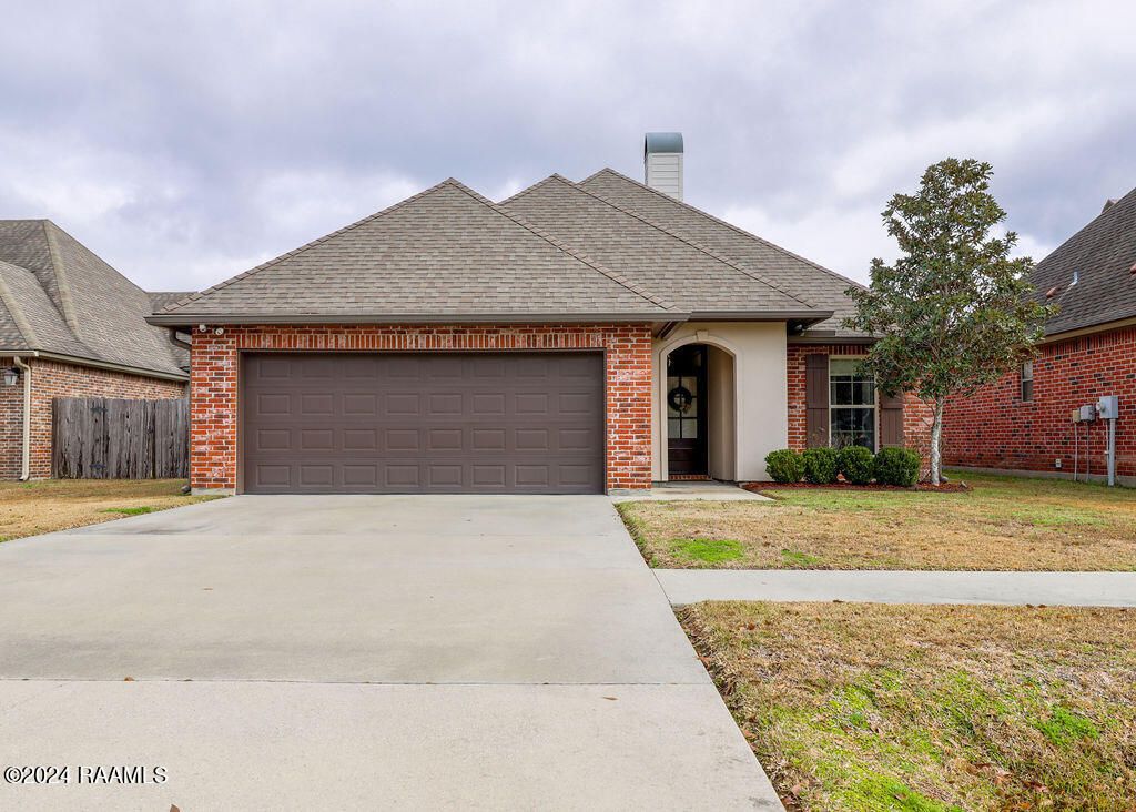 228 Crenshaw Drive, Lafayette, LA 70508