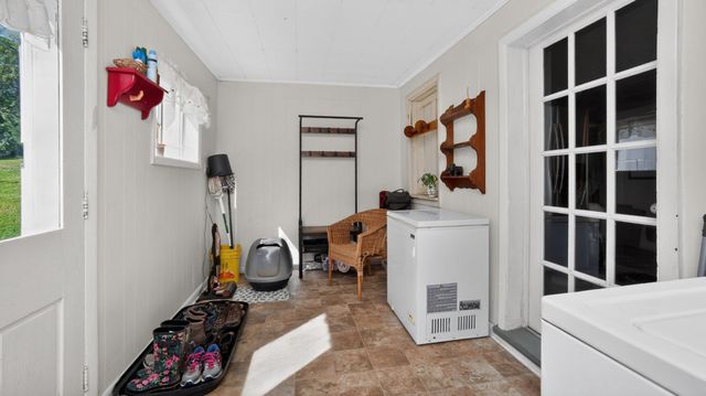 8042 BOBS RD, Felton, PA 17322