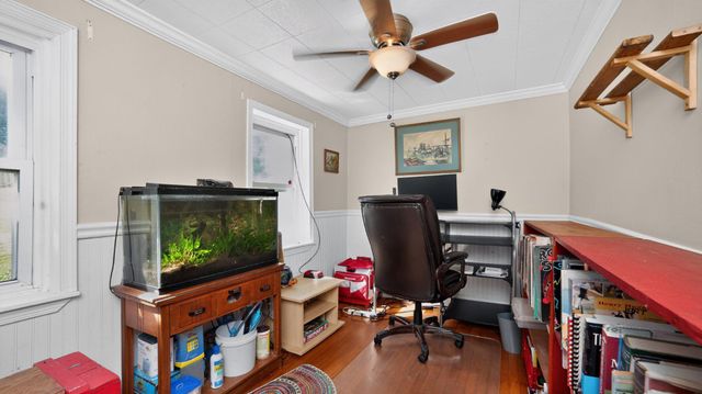 8042 BOBS RD, Felton, PA 17322