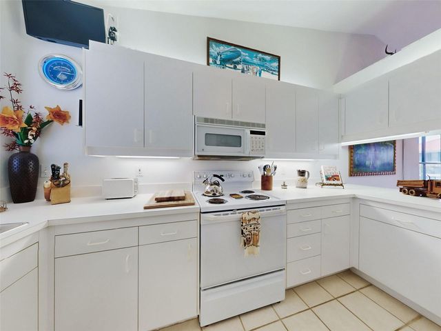 437 BOUCHELLE DRIVE 201, New Smyrna Beach, FL 32169