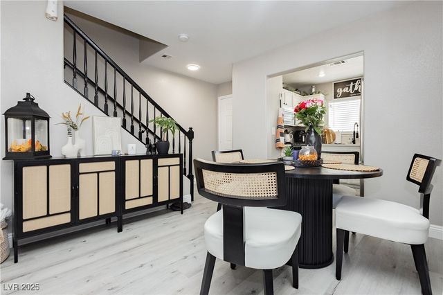 4774 Valleyside Avenue, Las Vegas, NV 89115