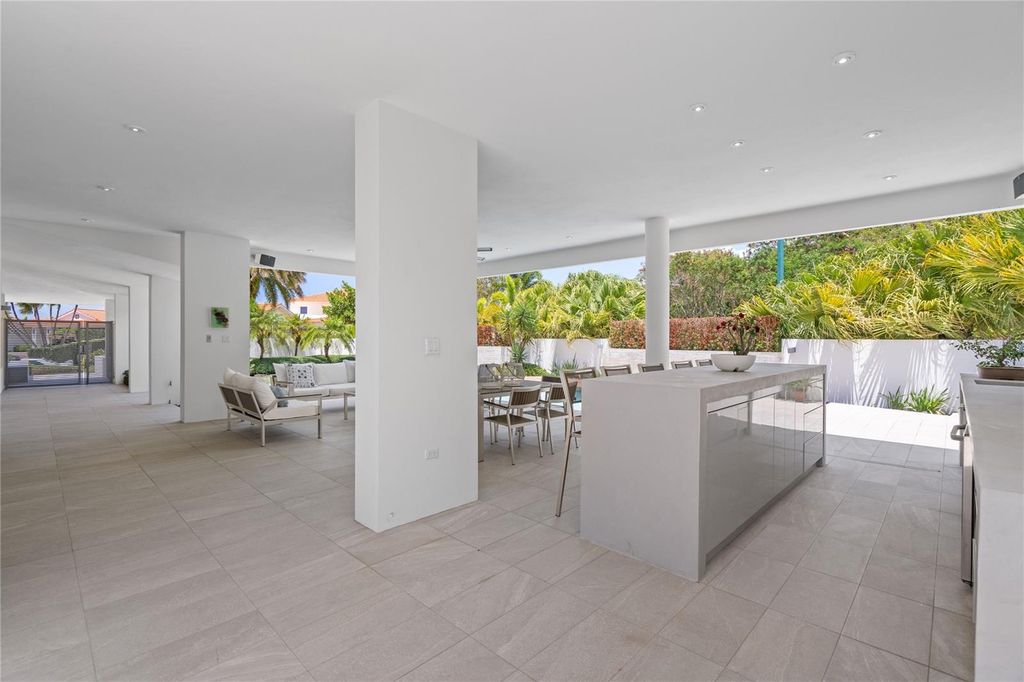 Image 35 of property listing at 530 CAMINO DE GUILLARTE, Dorado, Pr, PR 00646