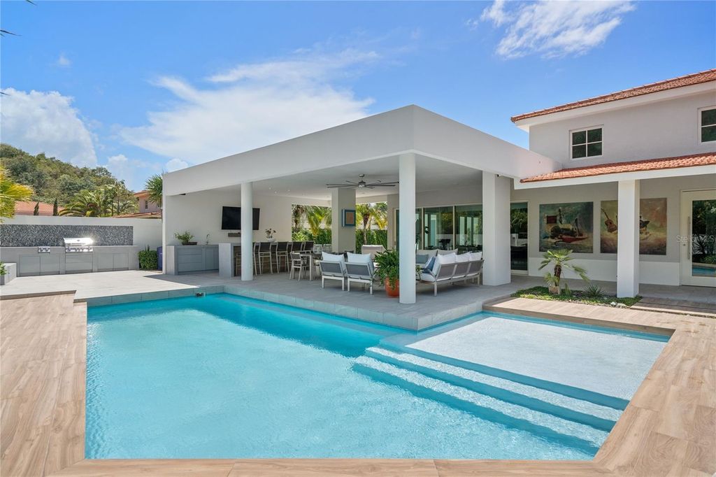 Image 42 of property listing at 530 CAMINO DE GUILLARTE, Dorado, Pr, PR 00646