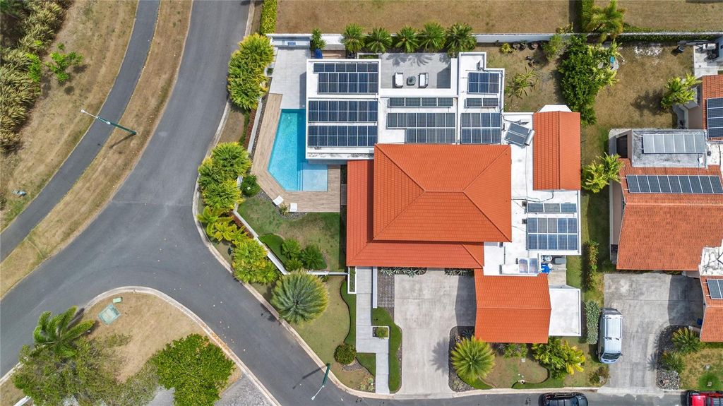 Image 52 of property listing at 530 CAMINO DE GUILLARTE, Dorado, Pr, PR 00646