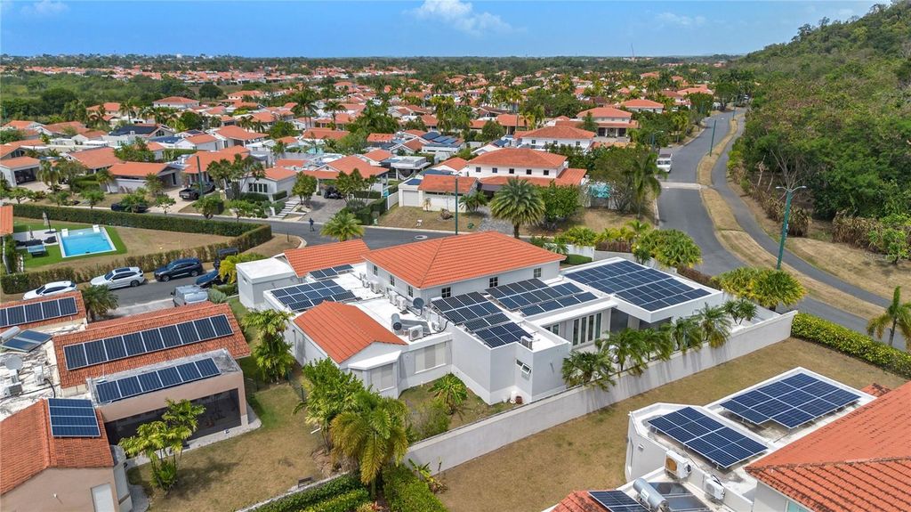 Image 54 of property listing at 530 CAMINO DE GUILLARTE, Dorado, Pr, PR 00646