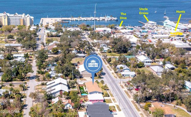 2615 W 11th Street, Panama City, FL 32401