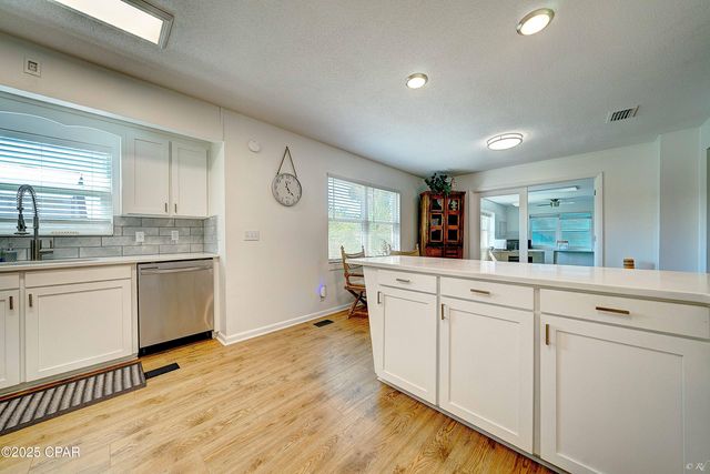 2615 W 11th Street, Panama City, FL 32401