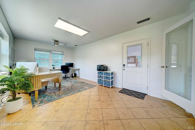 2615 W 11th Street, Panama City, FL 32401