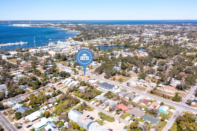 2615 W 11th Street, Panama City, FL 32401