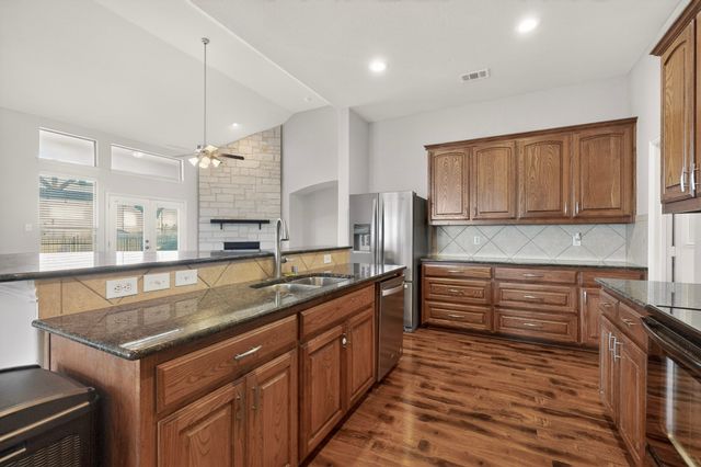 5575 Tree Grace Lane, Kaufman, TX 75142
