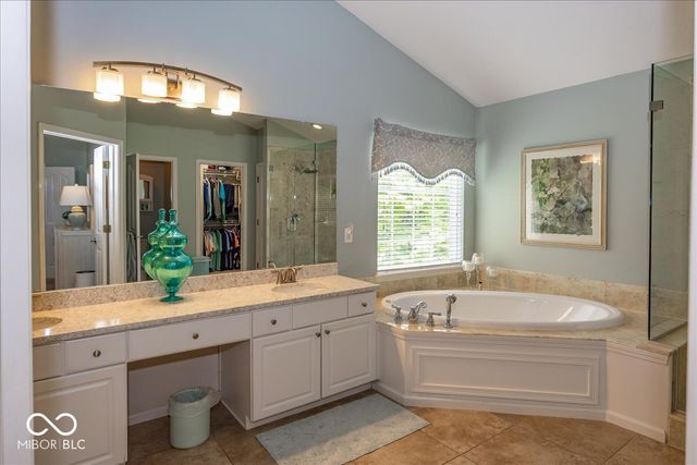 11934 Gray Eagle Drive, Fishers, IN 46037