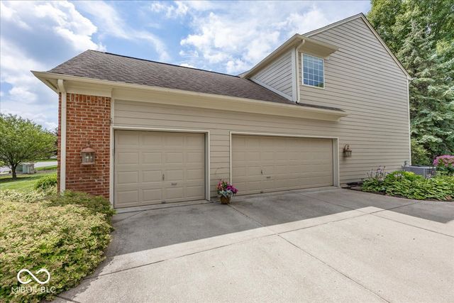 11934 Gray Eagle Drive, Fishers, IN 46037
