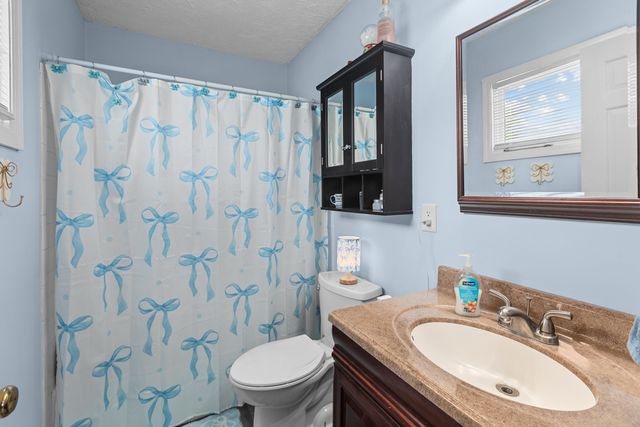 28 Churchill Drive, Winchester, KY 40391